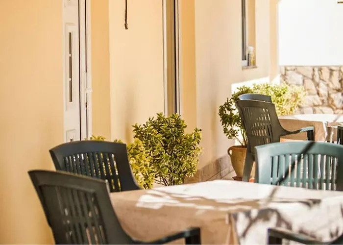 1 Bedroom Awesome In Apartament