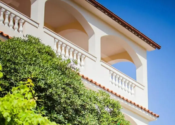 1 Bedroom Awesome In